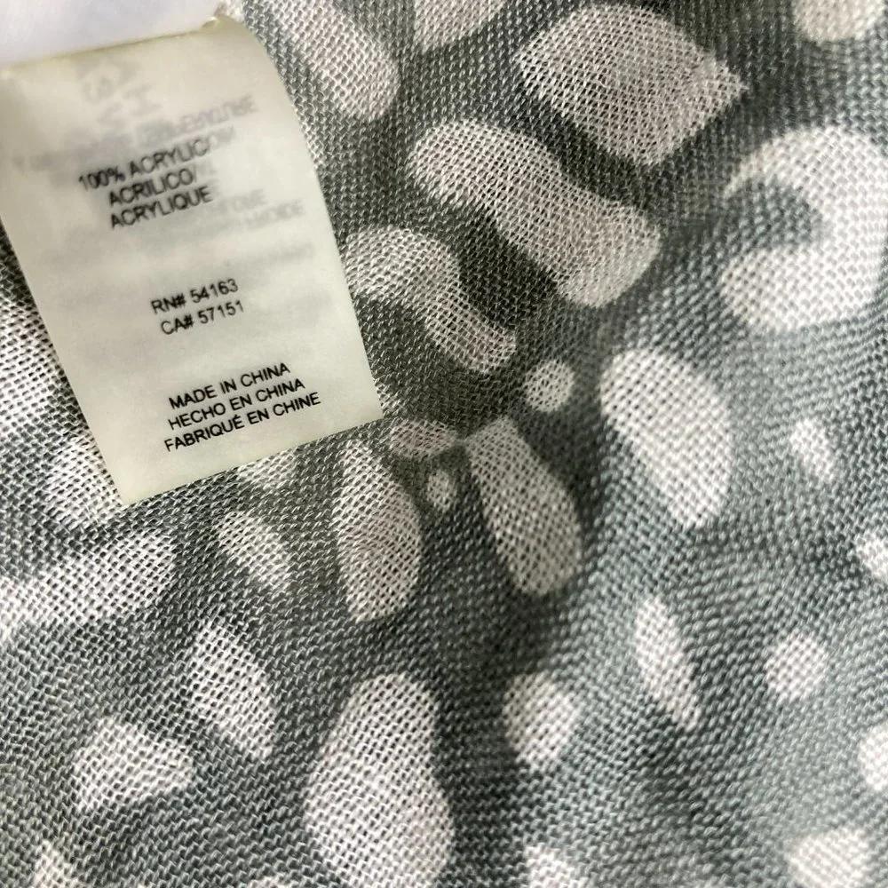 Calvin Klein Womens Gray Leopard Print Wrap Scarf